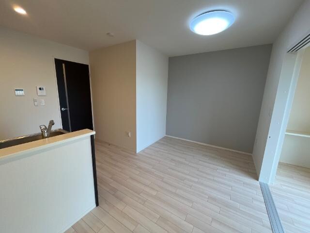 ロードスターの物件内観写真