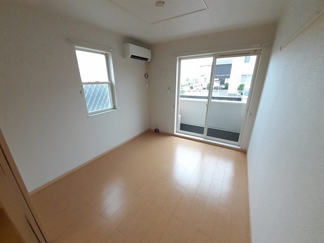 ヴィラ・プラシードの物件内観写真