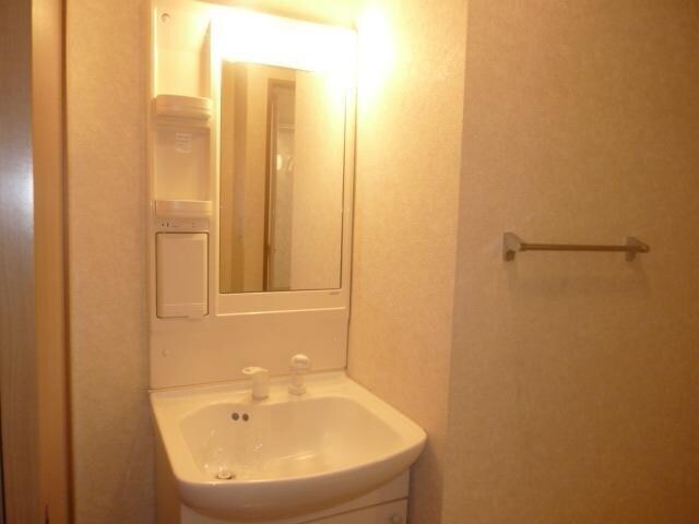 レジデンス南台の物件内観写真