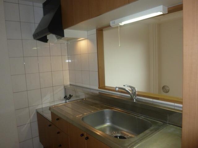 レジデンス南台の物件内観写真