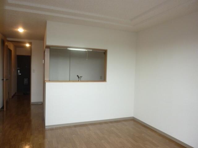 レジデンス南台の物件内観写真