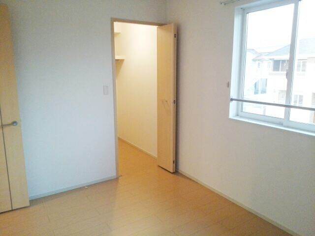 ヴィラクロエIIの物件内観写真