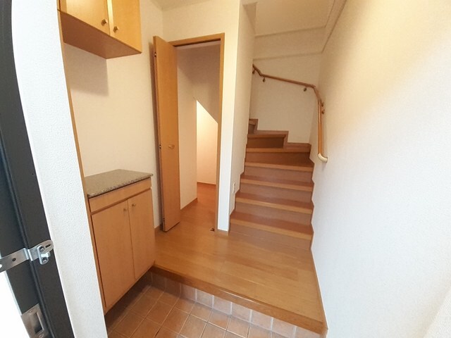 ヴィラ・フィオーレの物件内観写真