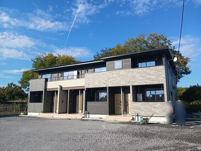 スロノスの物件外観写真