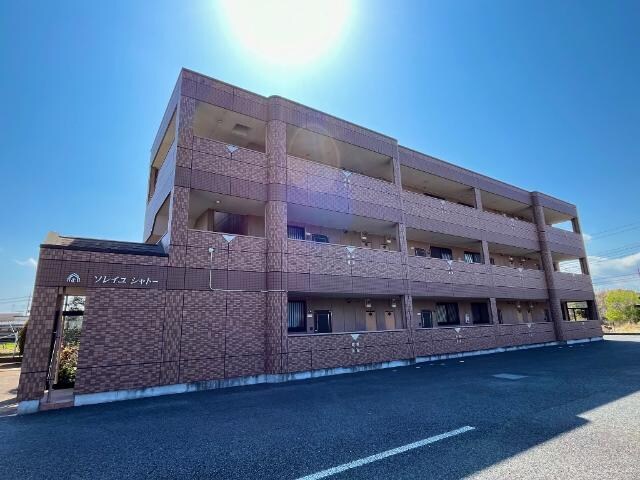 ソレイユ　シャトーの物件外観写真