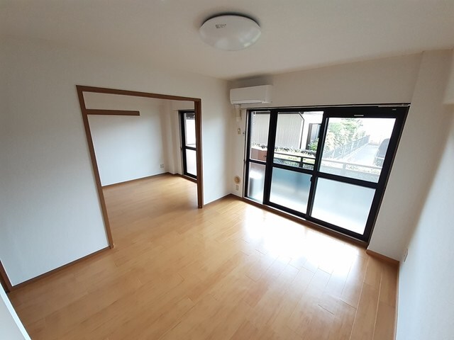 ラ・コモードの物件内観写真