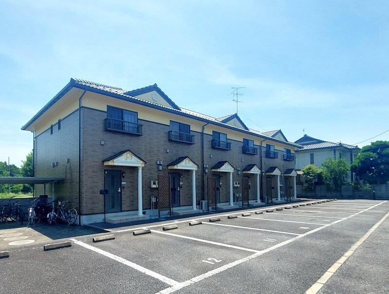 グランシャリオの物件外観写真