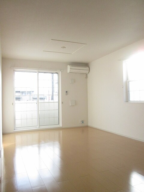 スカイファインの物件内観写真