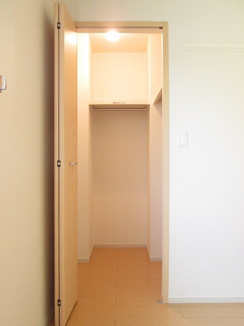 スカイファインの物件内観写真