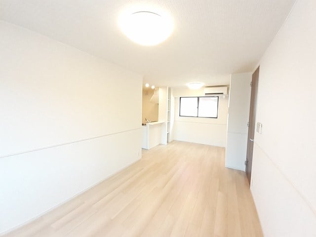 サン・マーレンVIの物件内観写真