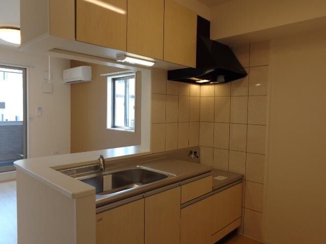 アーバングレイスの物件内観写真