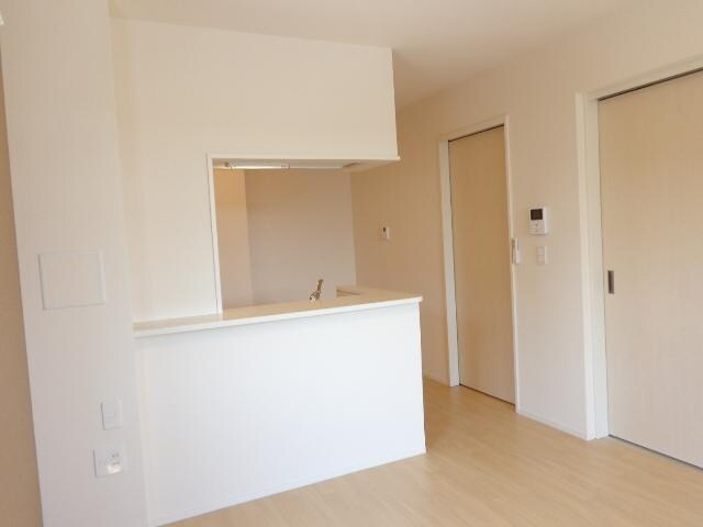 アーバングレイスの物件内観写真