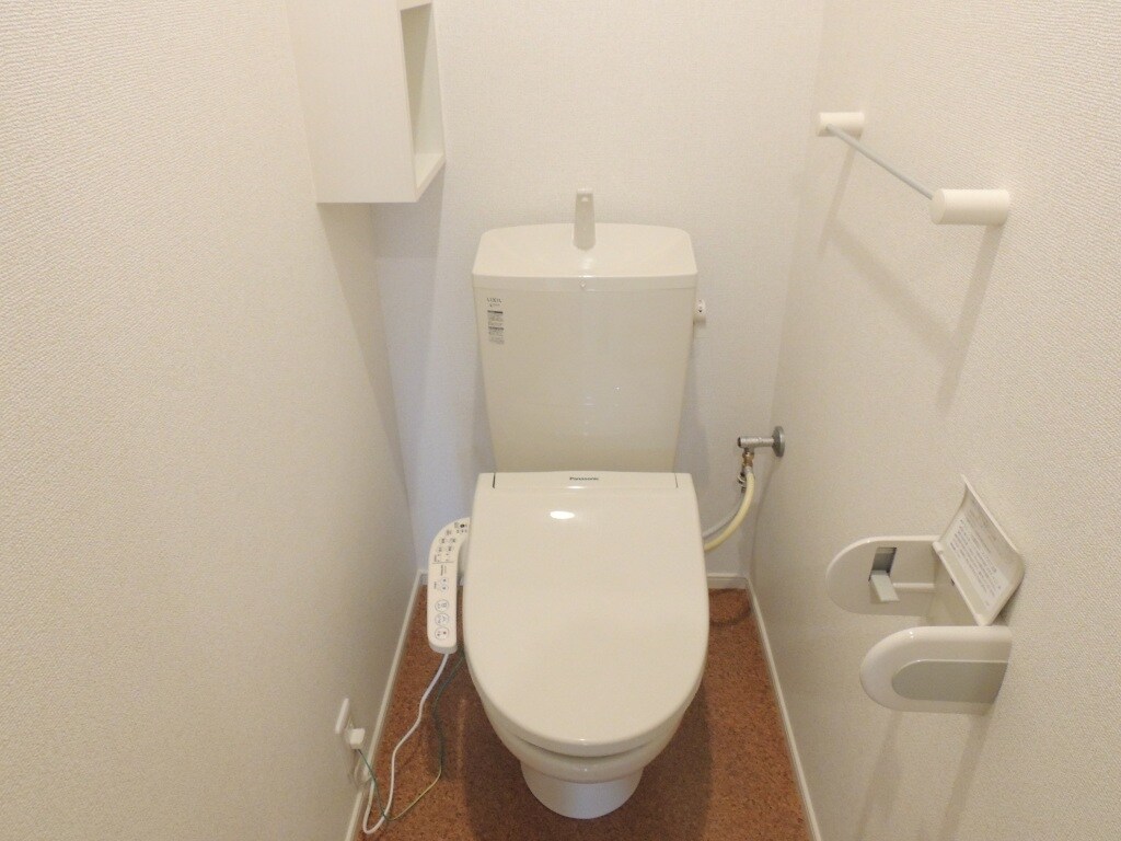 コリーナ木田余IIの物件内観写真