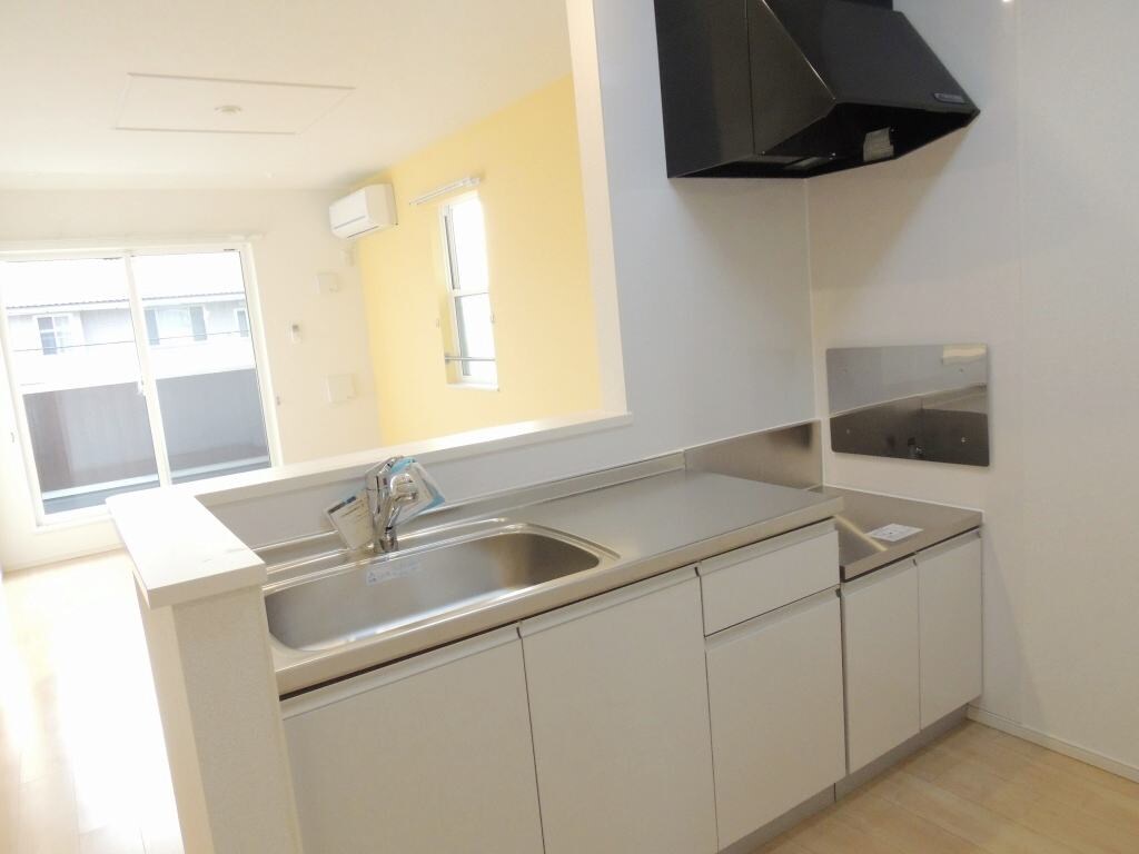 コリーナ木田余IIの物件内観写真