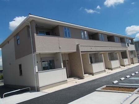 グランドヒル・レジデンスの物件外観写真