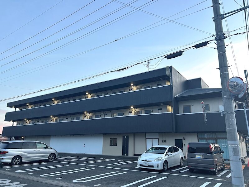 グリーンアベニューの物件外観写真