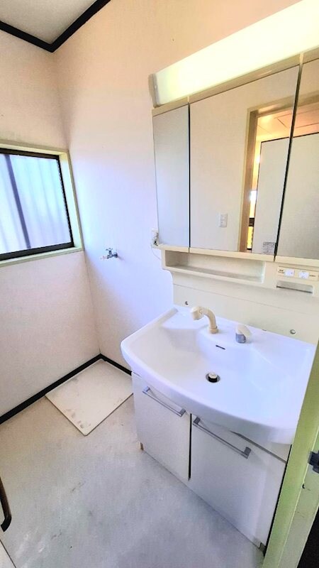 稲敷市下根本927-6戸建の物件内観写真