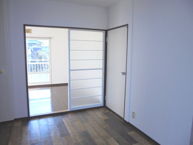 ティピカルサンライフの物件内観写真