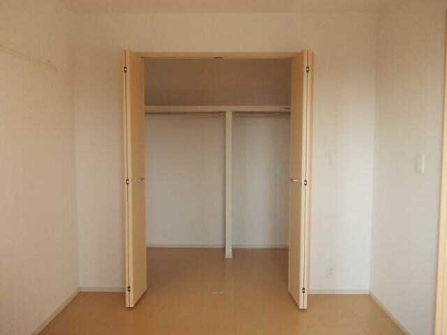 ベルフォ－レ　Iの物件内観写真