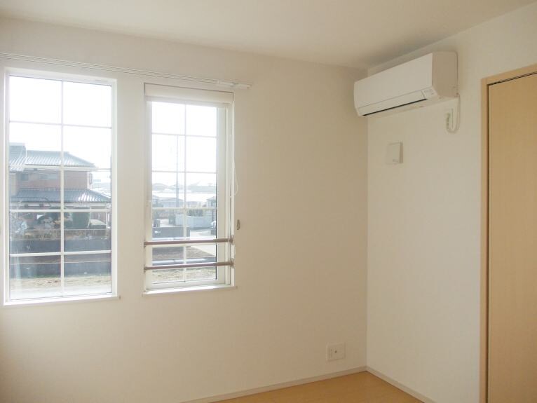 ベルフォ－レ　Iの物件内観写真