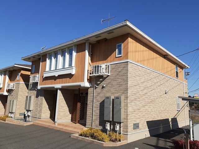 フローラIの物件外観写真