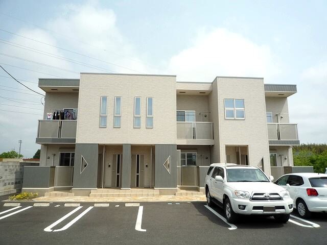 ファミーリアの物件外観写真