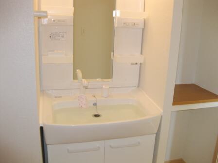 ベルラおおつ野の物件内観写真