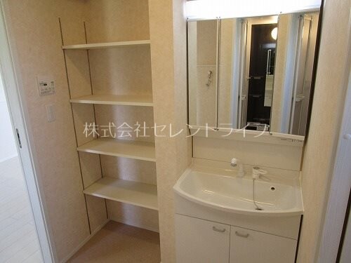 Regulus（レグルス）の物件内観写真