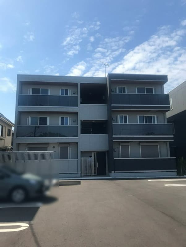 WESTの物件外観写真