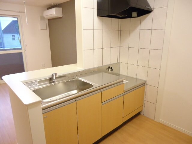 コモド　ピノIIIの物件内観写真