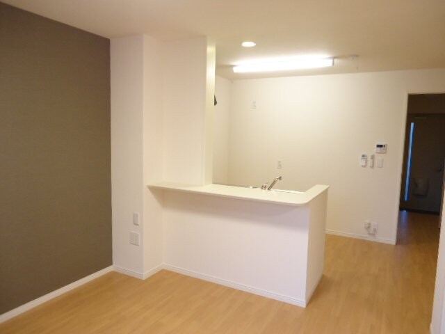 コモド　ピノIIIの物件内観写真