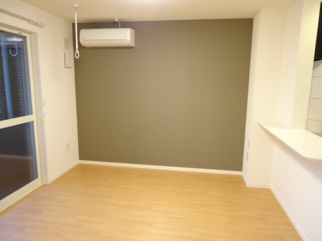 コモド　ピノIIIの物件内観写真