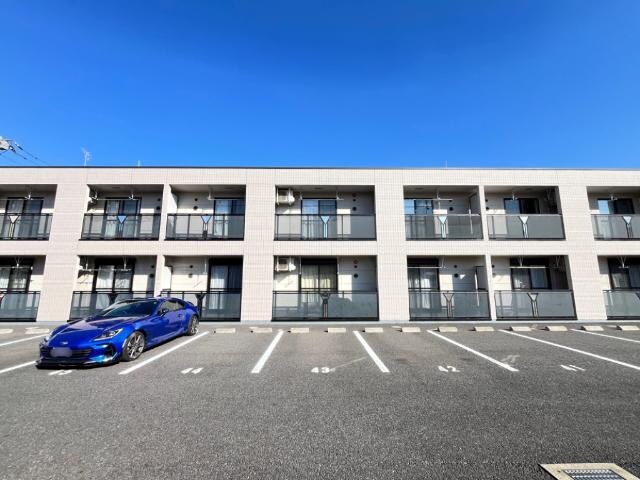 un jour B（アンジュールビー）の物件外観写真