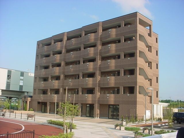 X-STAGE（エクステージ）の物件外観写真