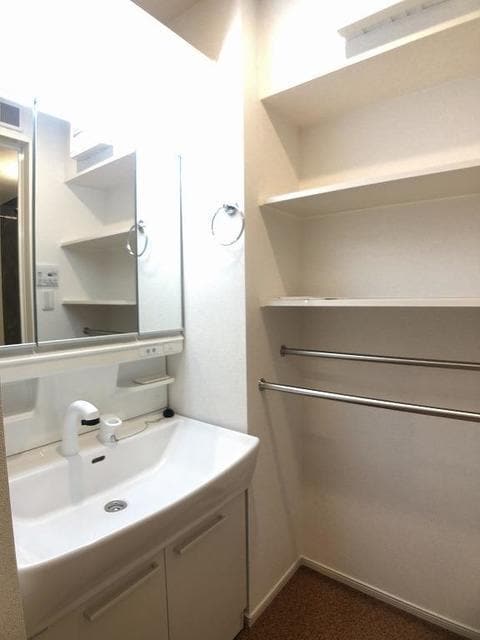 ヴェルドゥーラ　Ｃの物件内観写真