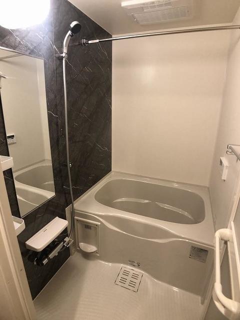 ヴェルドゥーラ　Ｃの物件内観写真