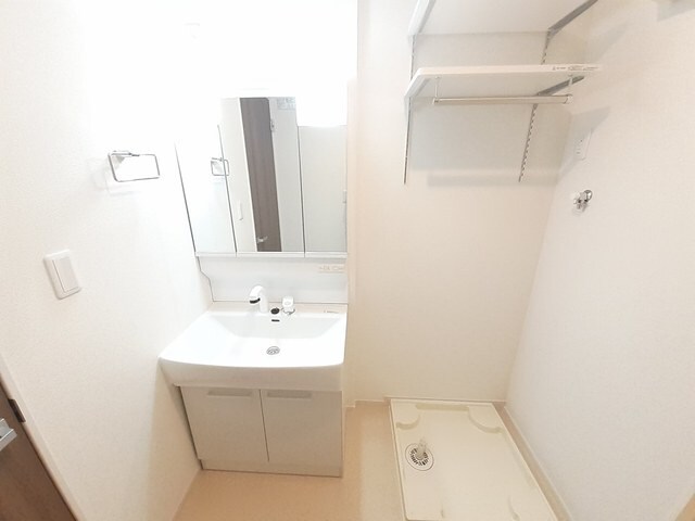 クレイドル　IIIの物件内観写真