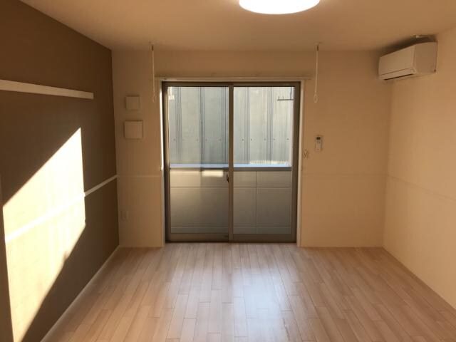 エンプレスVの物件内観写真