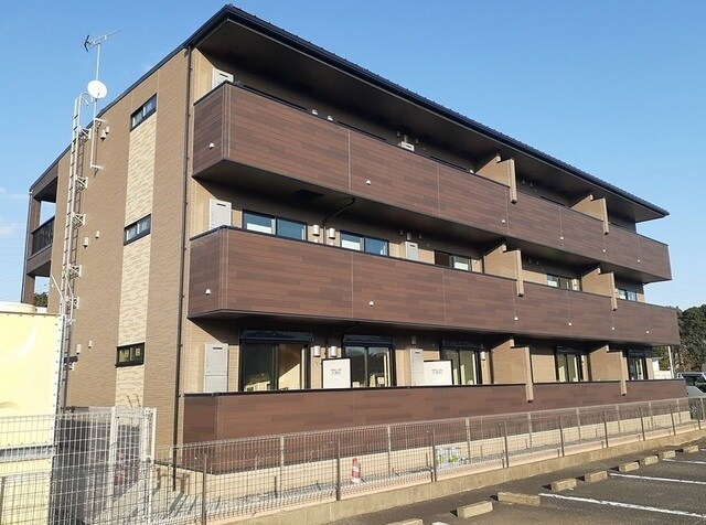 フローラーリアIIIの物件外観写真