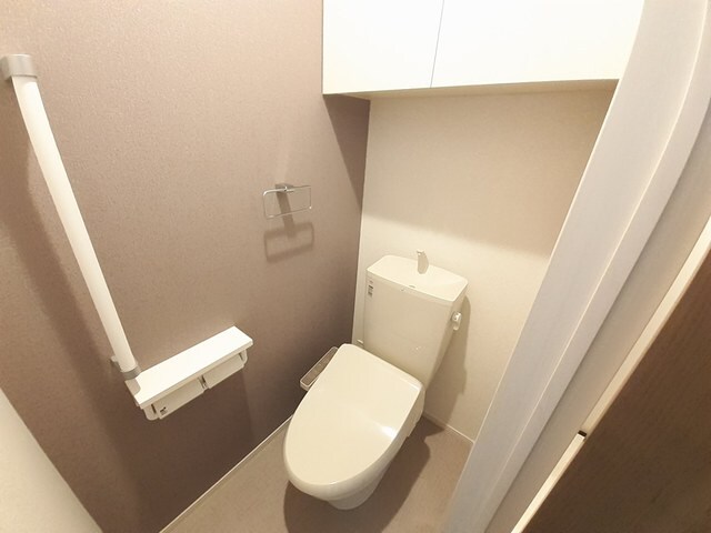 フローラーリアIIIの物件内観写真