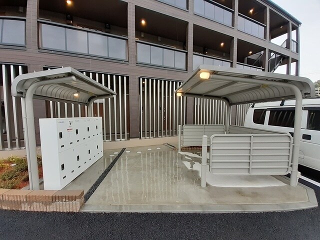 フローラーリアIIIの物件内観写真