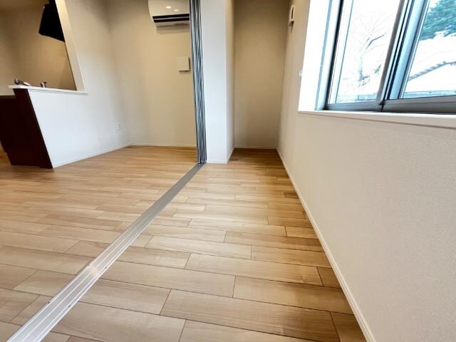 メゾン・デュ・ソレイユ（Maison du Soleil）の物件内観写真