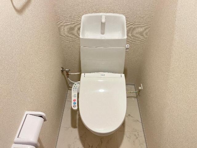 メゾン・デュ・ソレイユ（Maison du Soleil）の物件内観写真