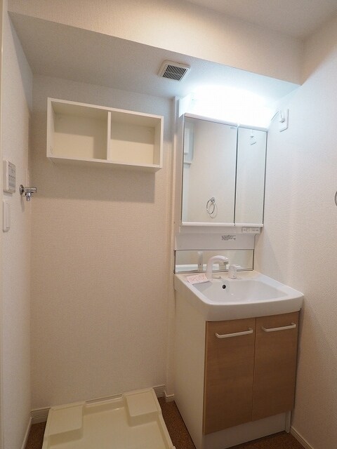 カトルセゾンの物件内観写真