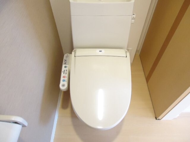 ロイヤルシャトーの物件内観写真