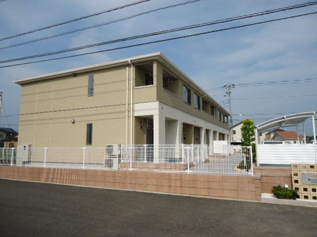 ロイヤルシャトーの物件外観写真