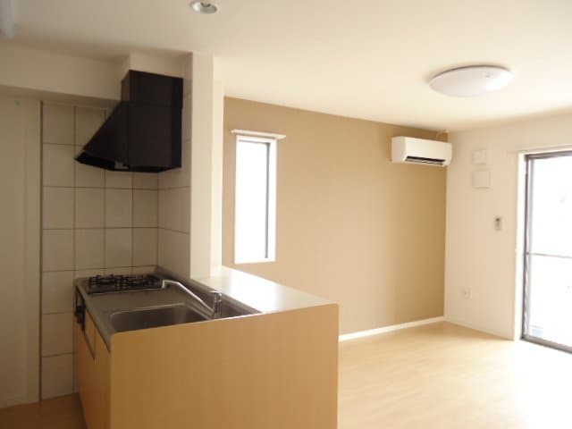 ロイヤルシャトーの物件内観写真