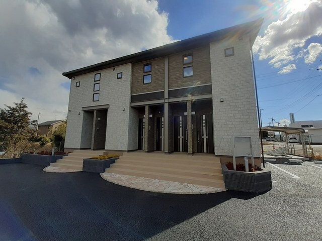 ホッホハイムの物件外観写真