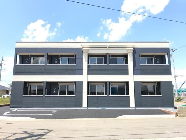 ブリッサ陣場の物件外観写真