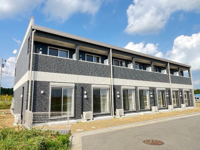 アジューレの物件外観写真